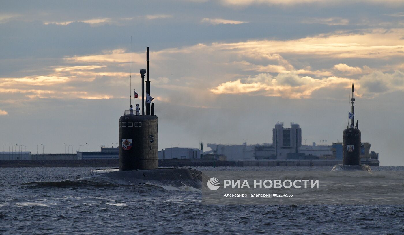 Генеральная репетиция парада в честь Дня ВМФ в городах России