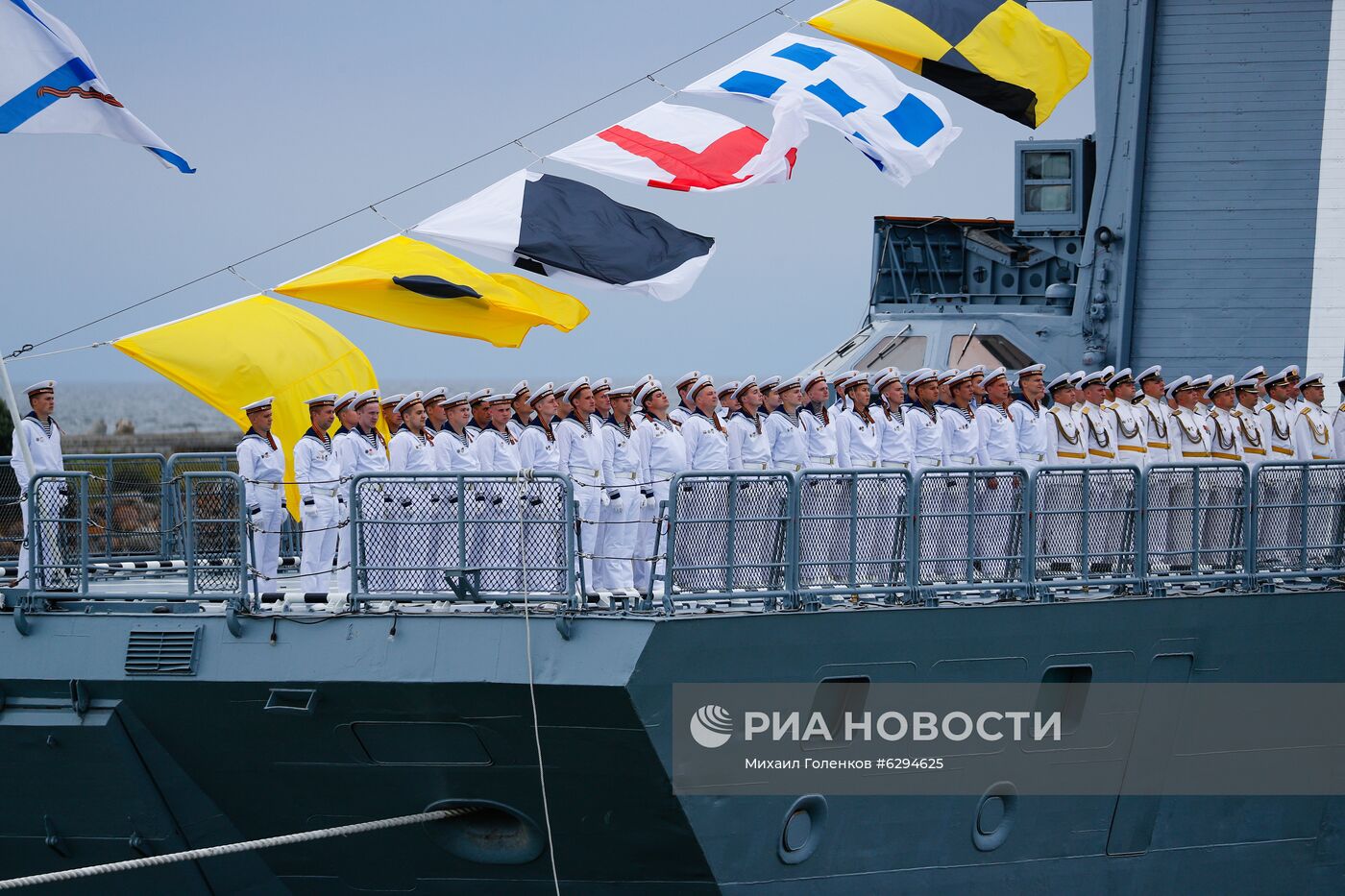 Генеральная репетиция парада в честь Дня ВМФ в городах России