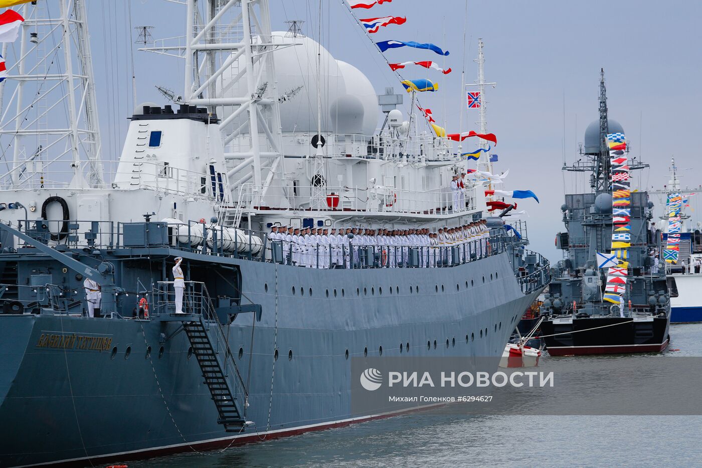 Генеральная репетиция парада в честь Дня ВМФ в городах России