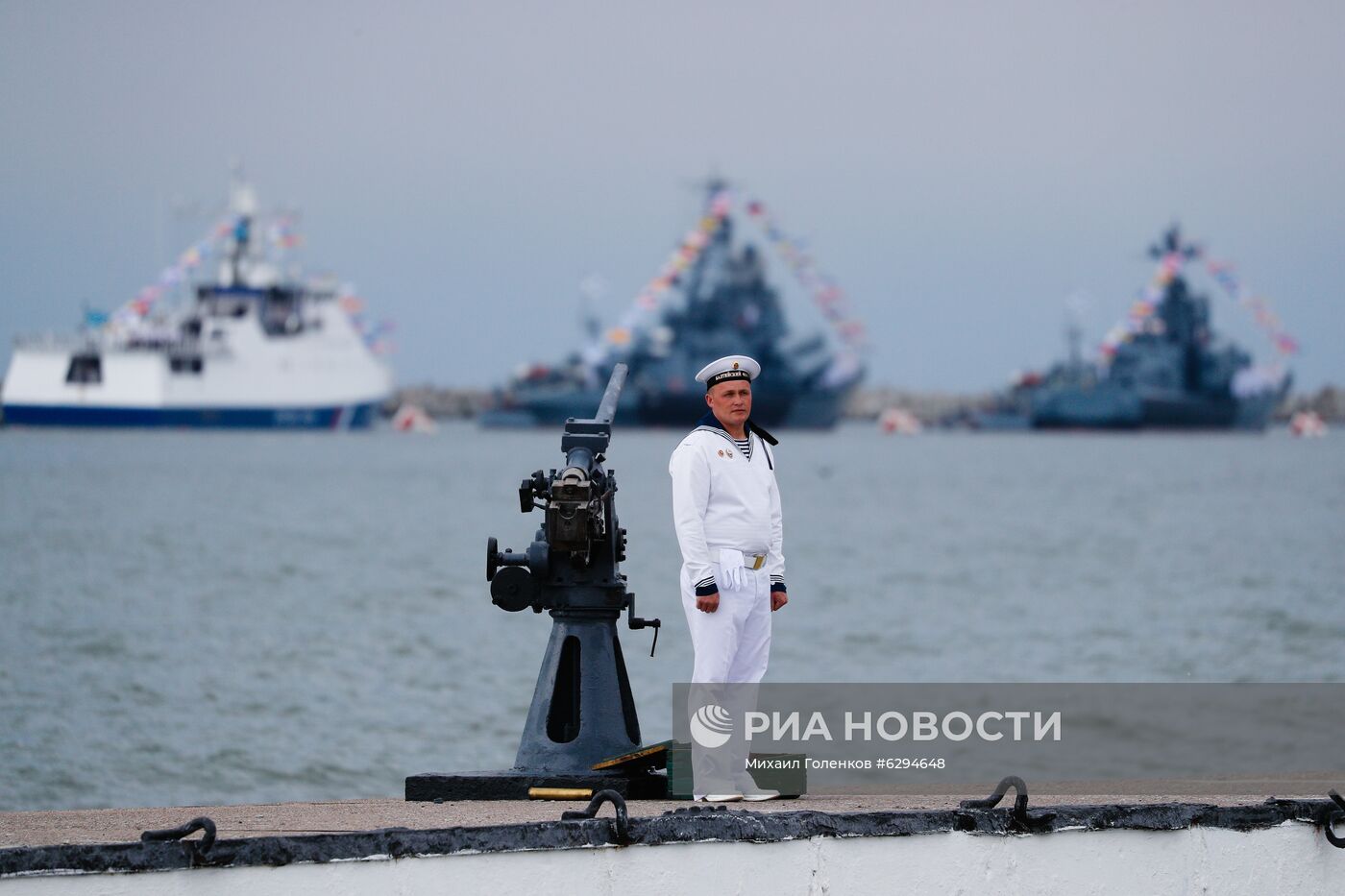 Генеральная репетиция парада в честь Дня ВМФ в городах России