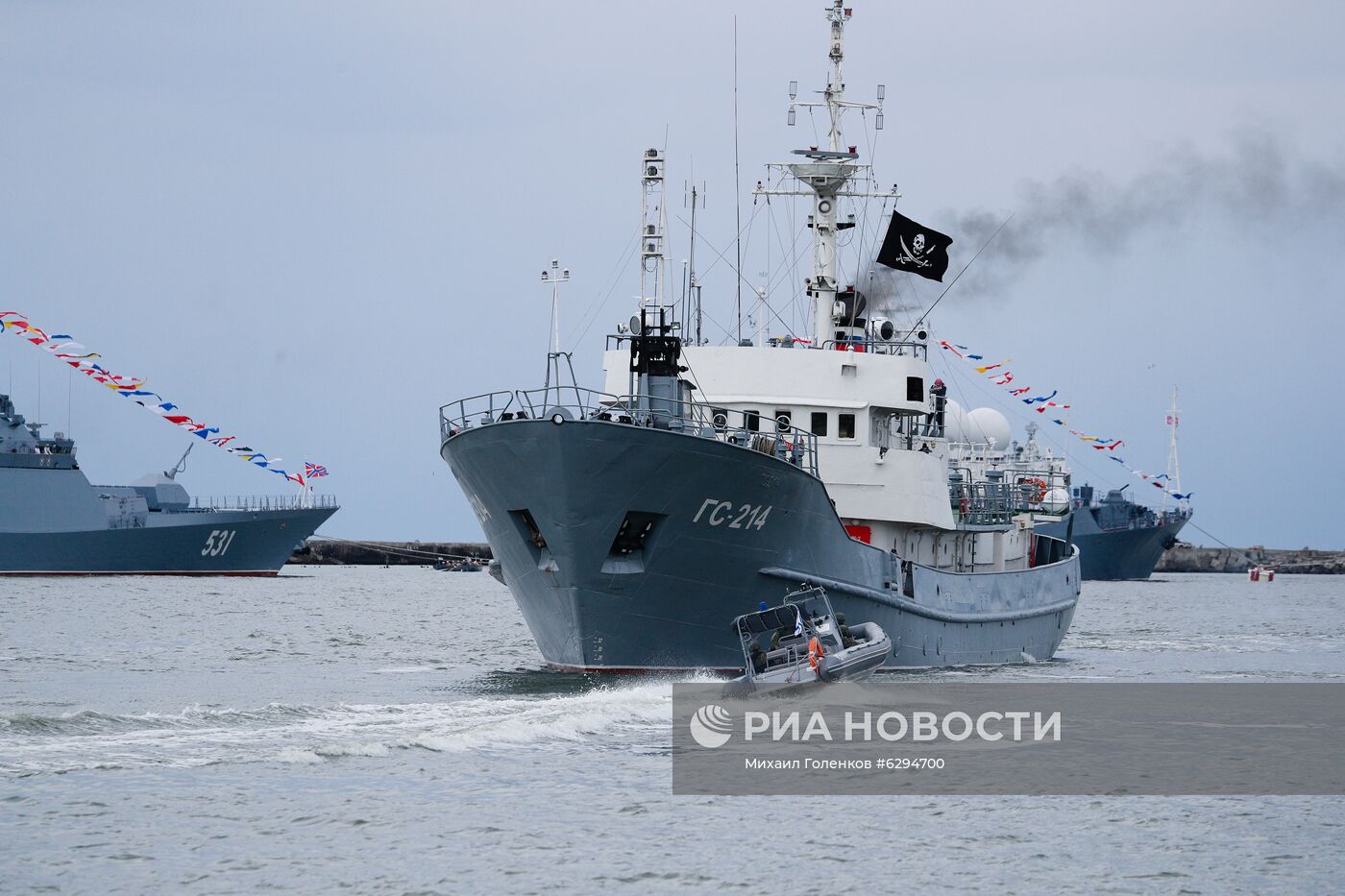 Генеральная репетиция парада в честь Дня ВМФ в городах России