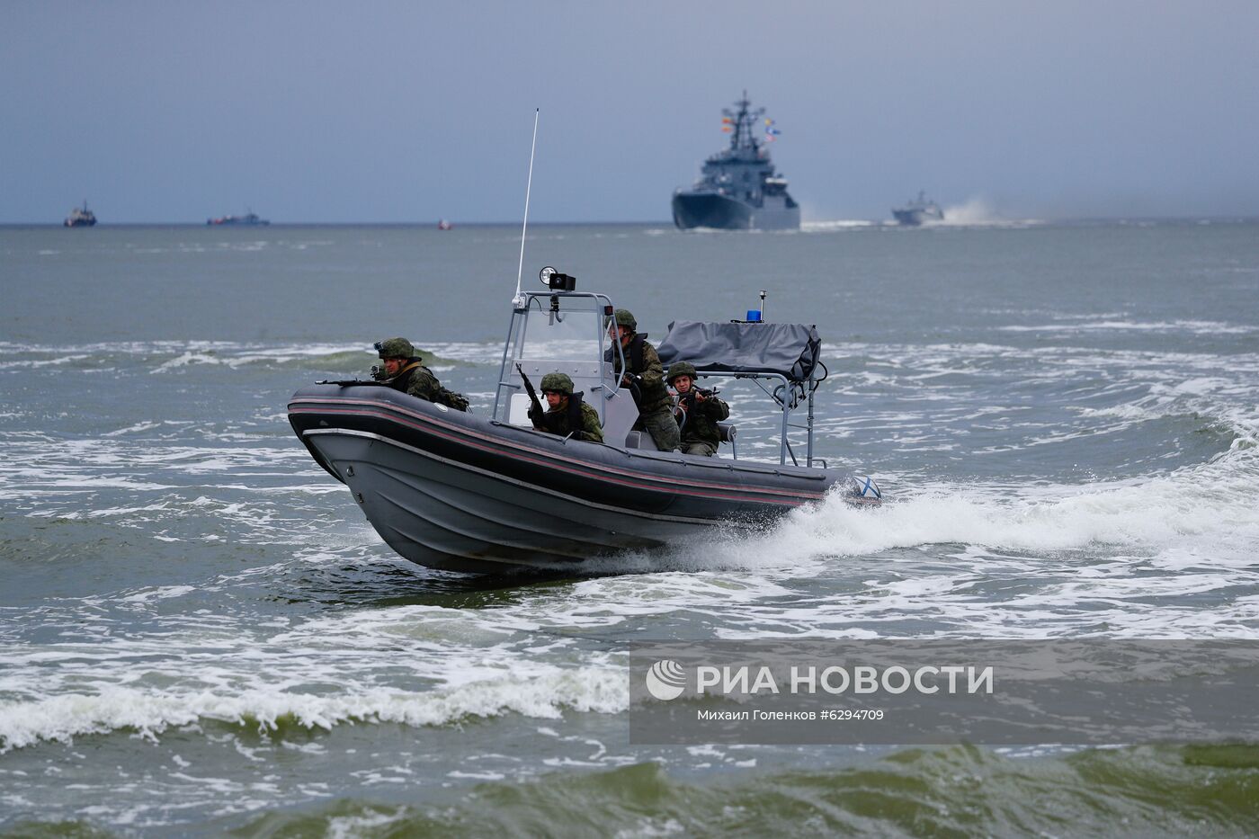 Генеральная репетиция парада в честь Дня ВМФ в городах России