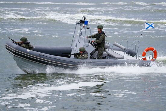 Генеральная репетиция парада в честь Дня ВМФ в городах России