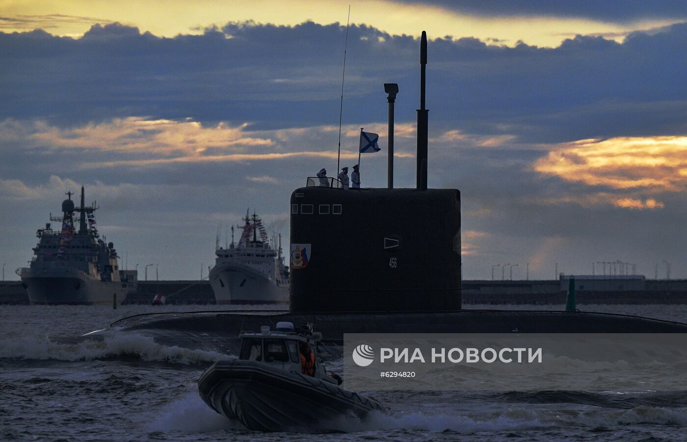 Генеральная репетиция парада в честь Дня ВМФ в городах России