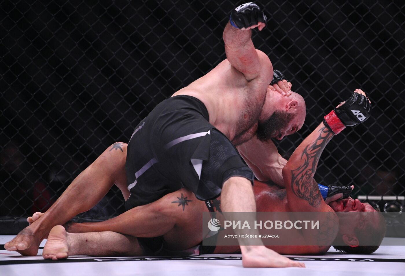 ММА. Бой А. Емельяненко и М. Исмаилова