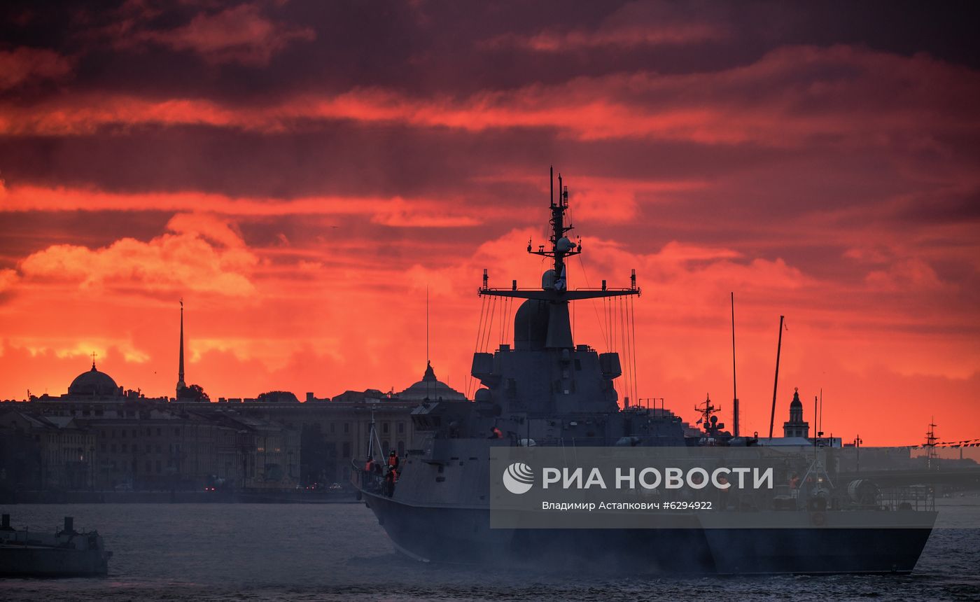 Генеральная репетиция парада в честь Дня ВМФ в городах России