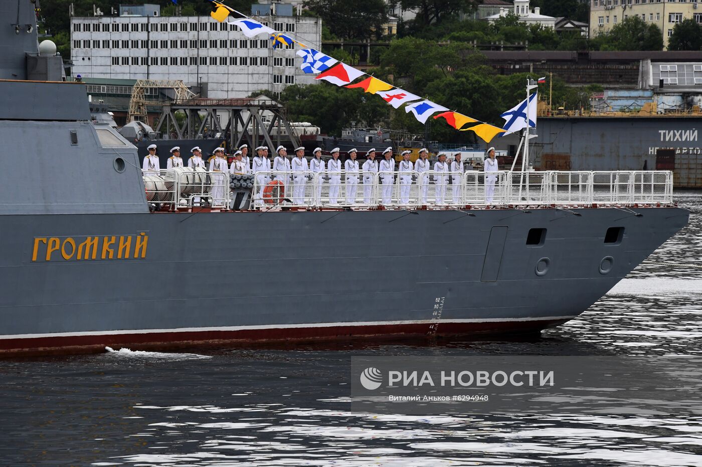 Генеральная репетиция парада в честь Дня ВМФ в городах России