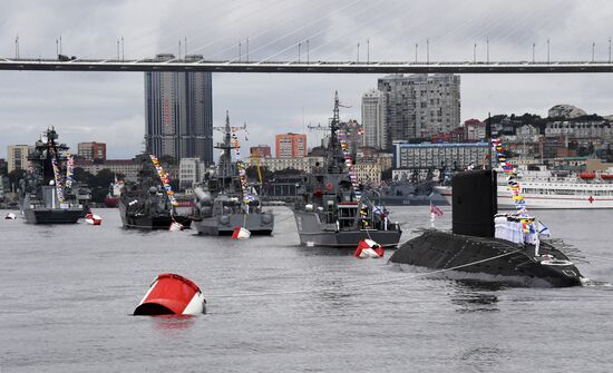 Генеральная репетиция парада в честь Дня ВМФ в городах России