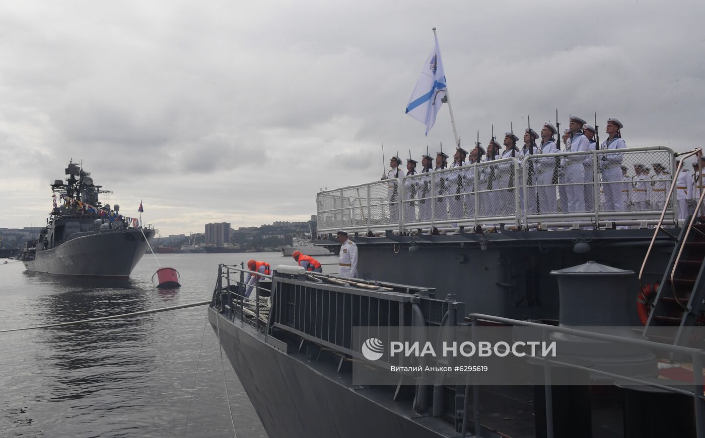 День ВМФ в городах России