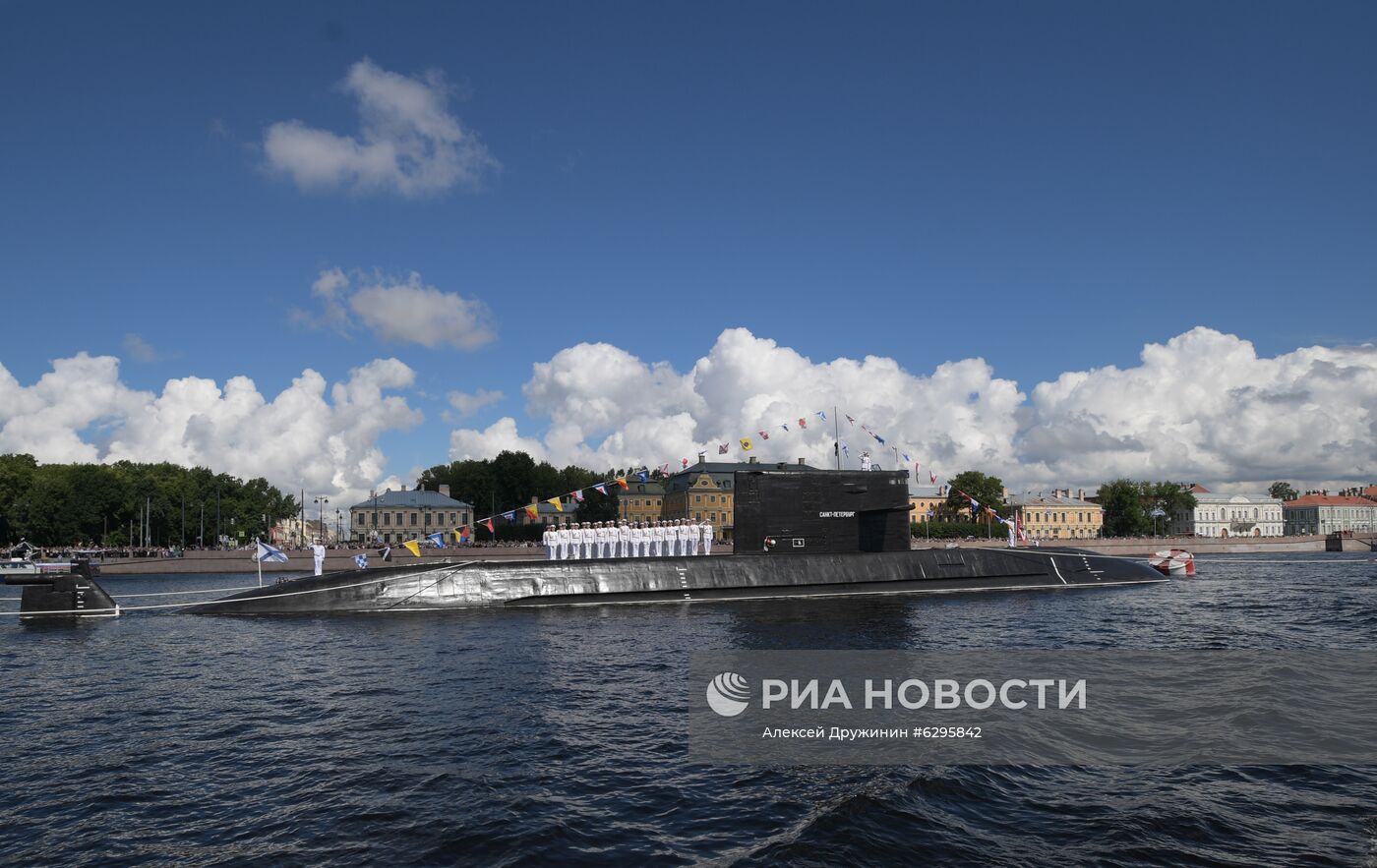 Главный военно-морской парад России