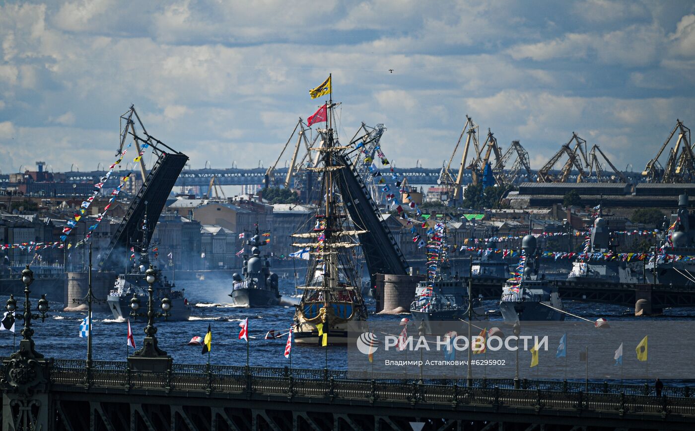 Главный военно-морской парад России