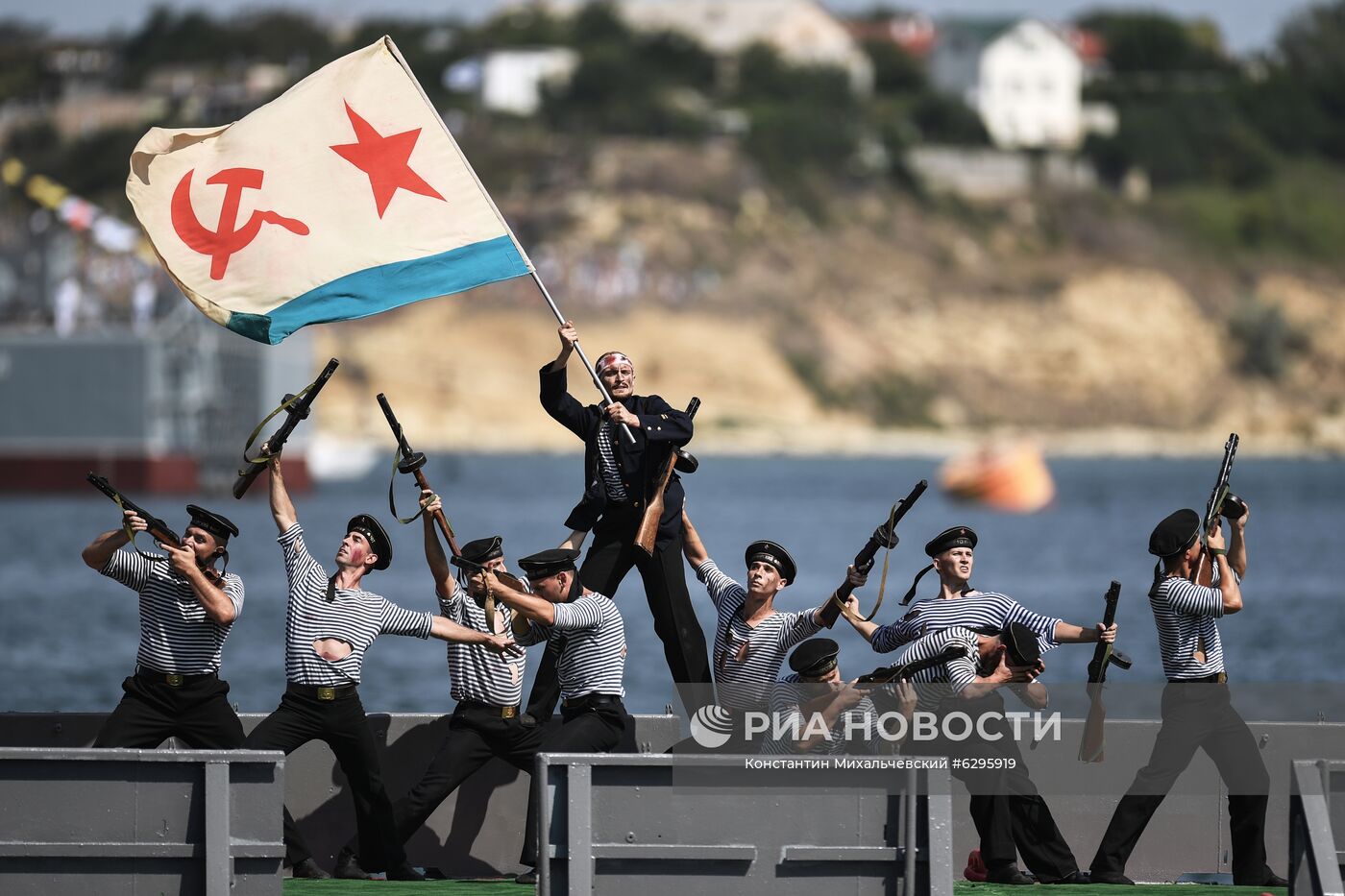 День ВМФ в городах России