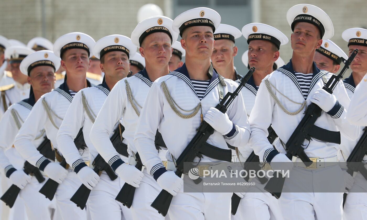 День ВМФ в городах России