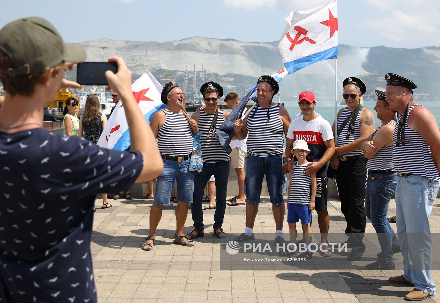 День ВМФ в городах России