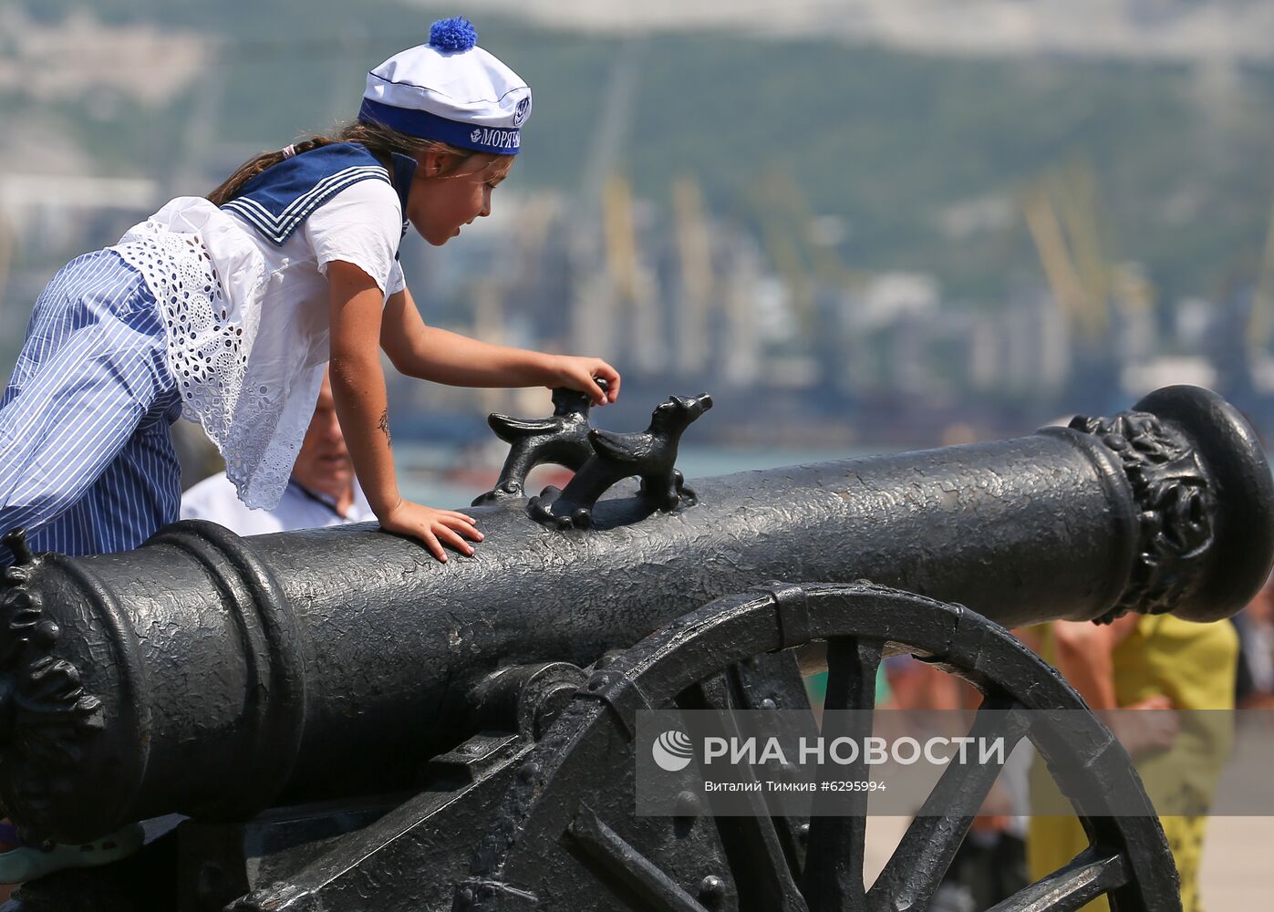 День ВМФ в городах России