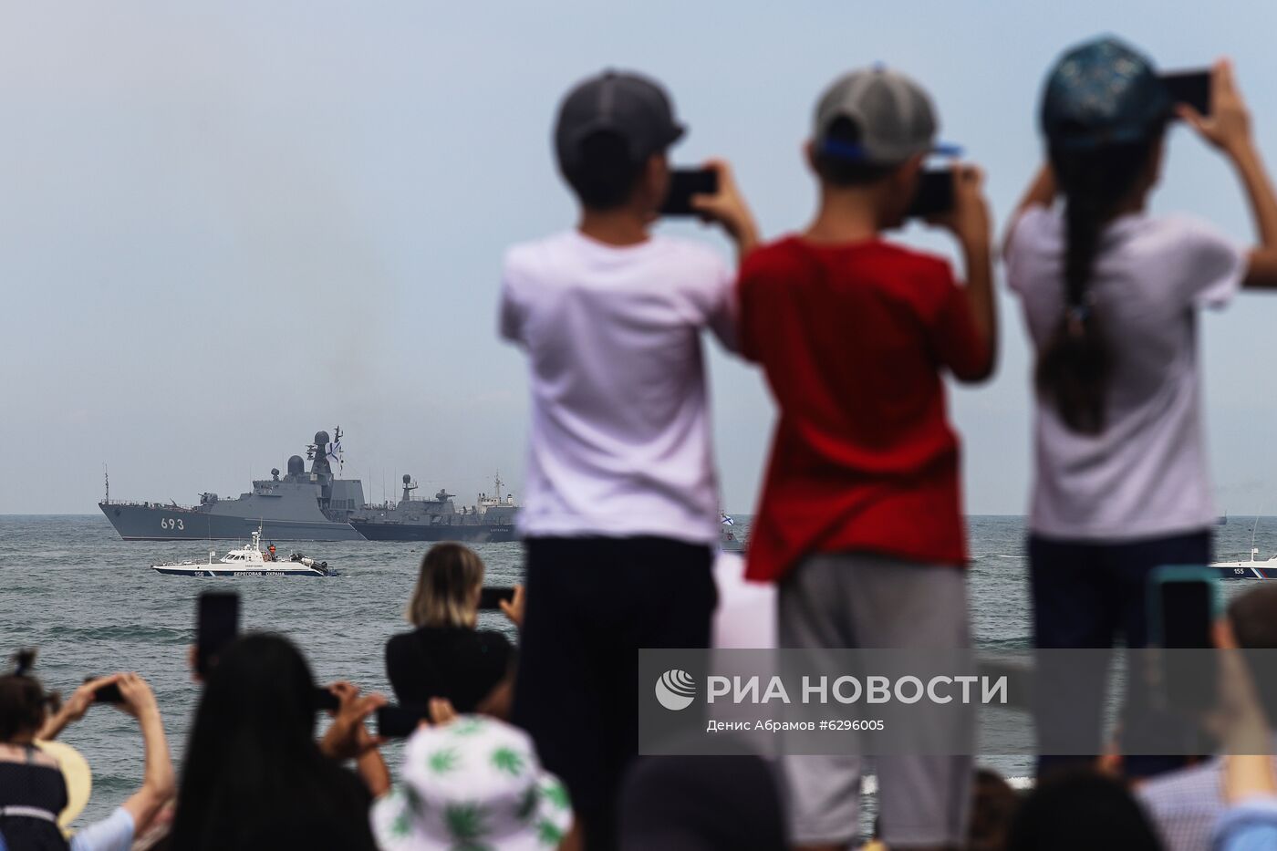 День ВМФ в городах России