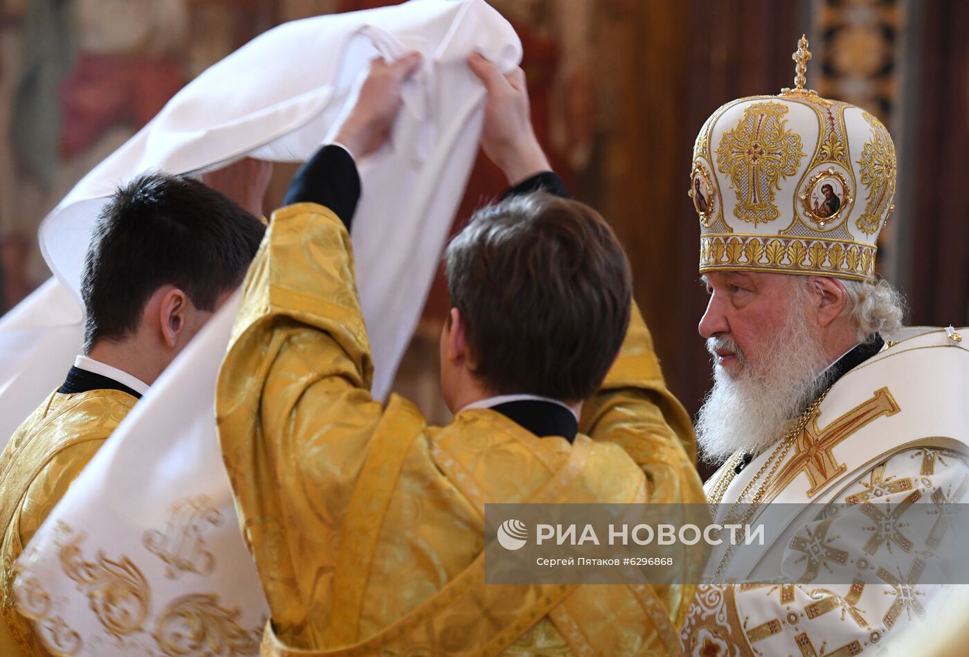 Патриаршее богослужение в храме Христа Спасителя 