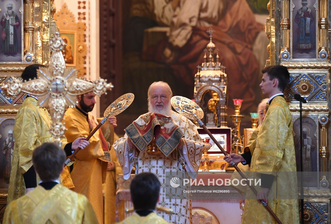 Патриаршее богослужение в храме Христа Спасителя 