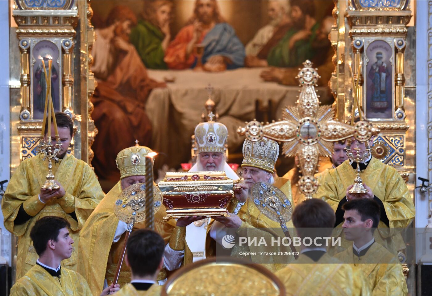 Патриаршее богослужение в храме Христа Спасителя
