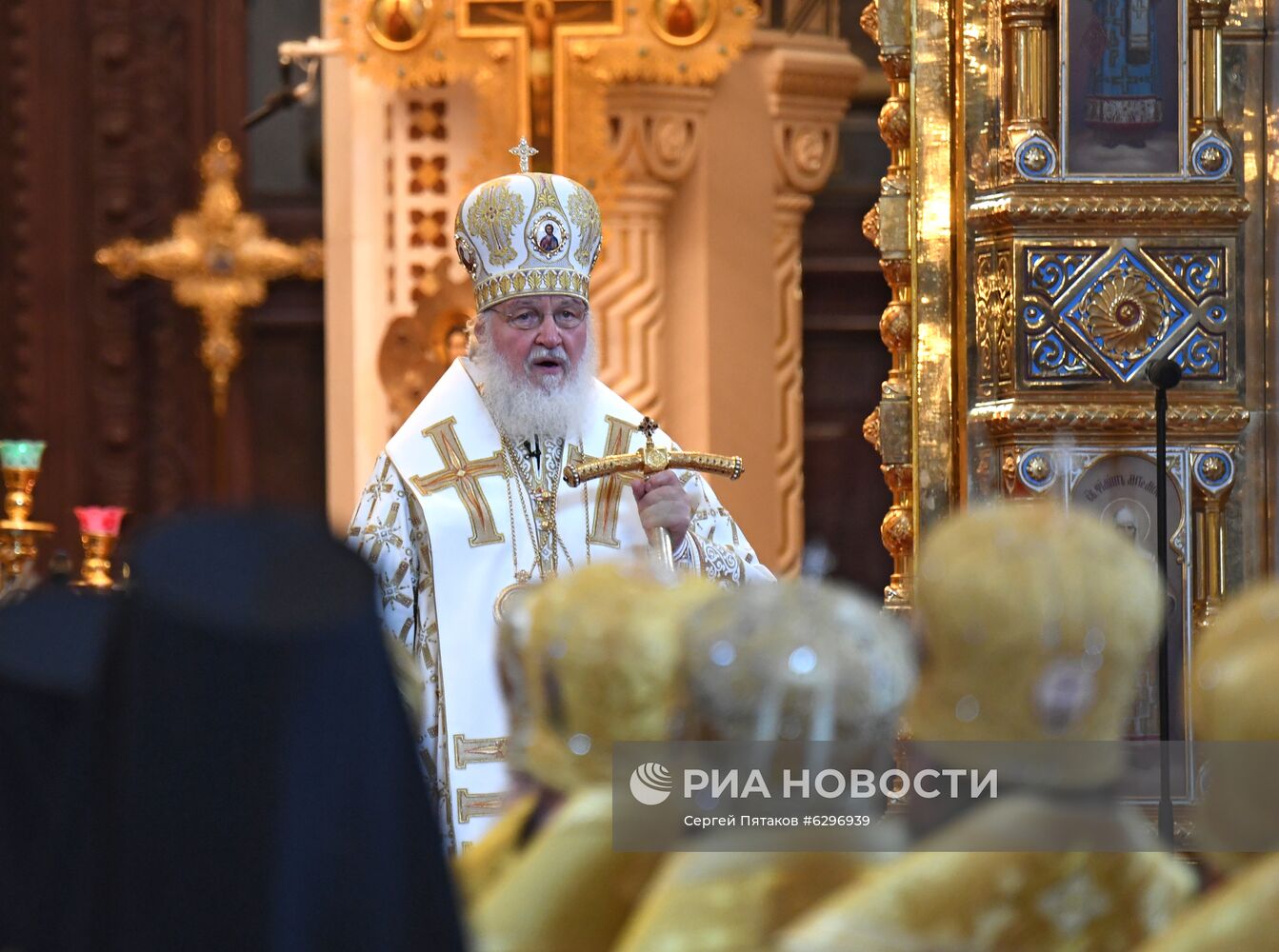 Патриаршее богослужение в храме Христа Спасителя 