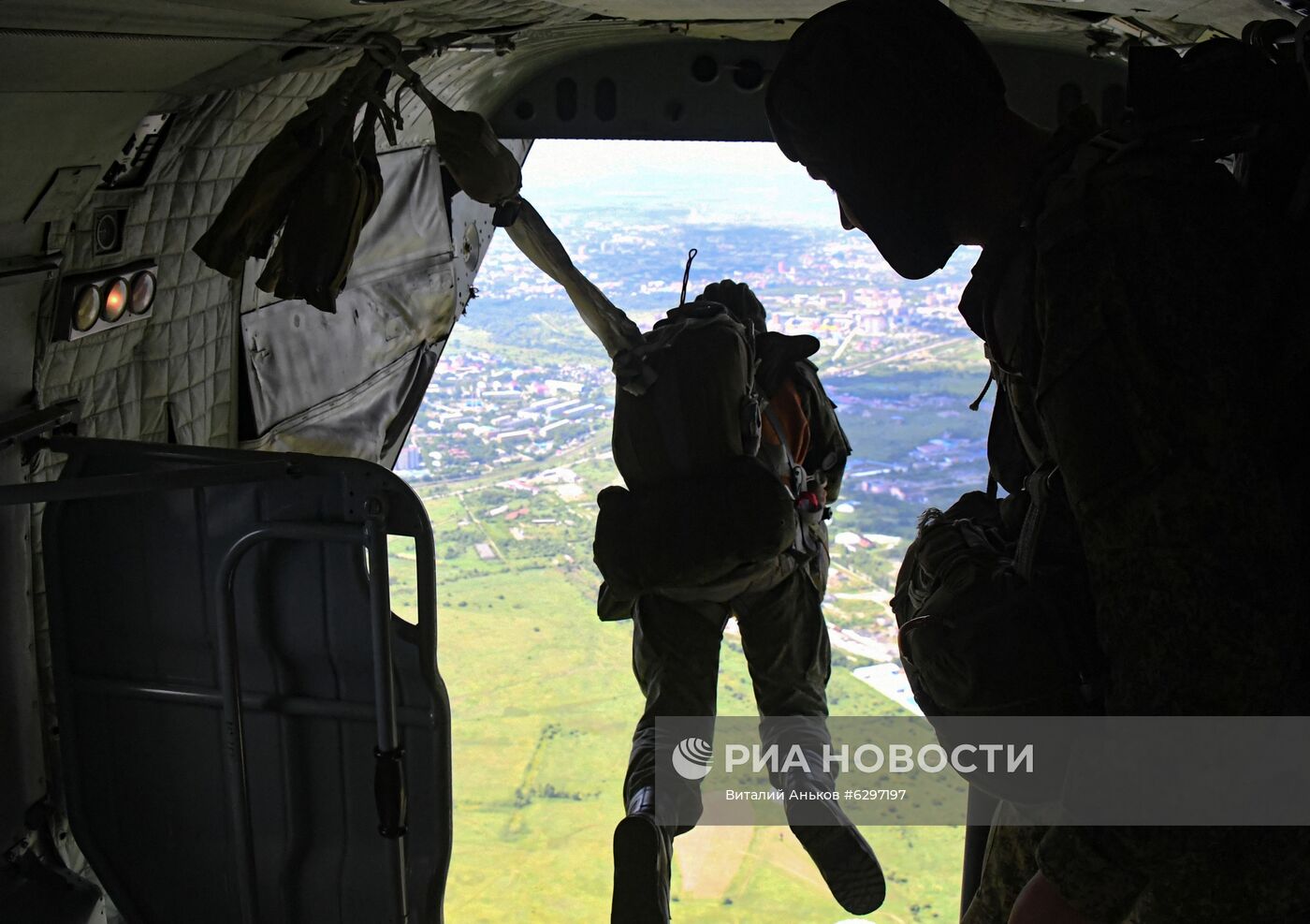 Боевая подготовка десантно-штурмовой бригады ВДВ в Приморье