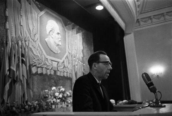 Токарь А. В. Чуев