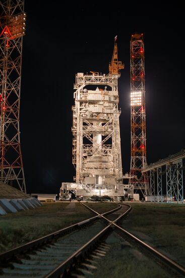 Запуск РН "Протон-М" с разгонным блоком "Бриз-М" и аппаратами "Экспресс-103" и "Экспресс-80"  