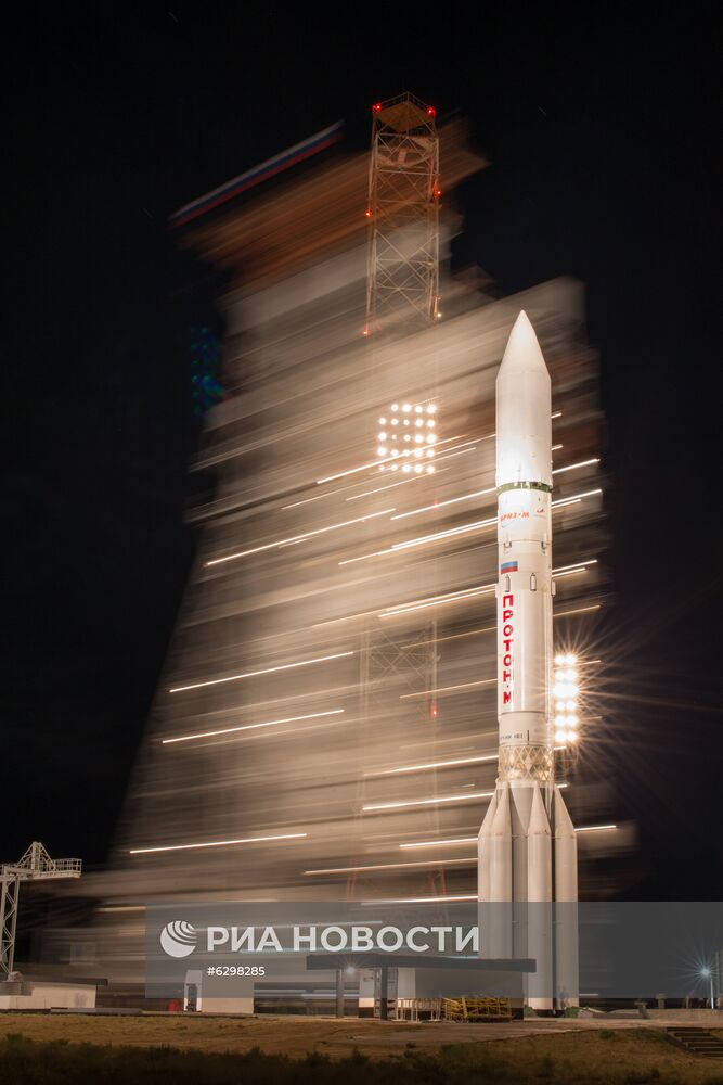 Запуск РН "Протон-М" с разгонным блоком "Бриз-М" и аппаратами "Экспресс-103" и "Экспресс-80"  