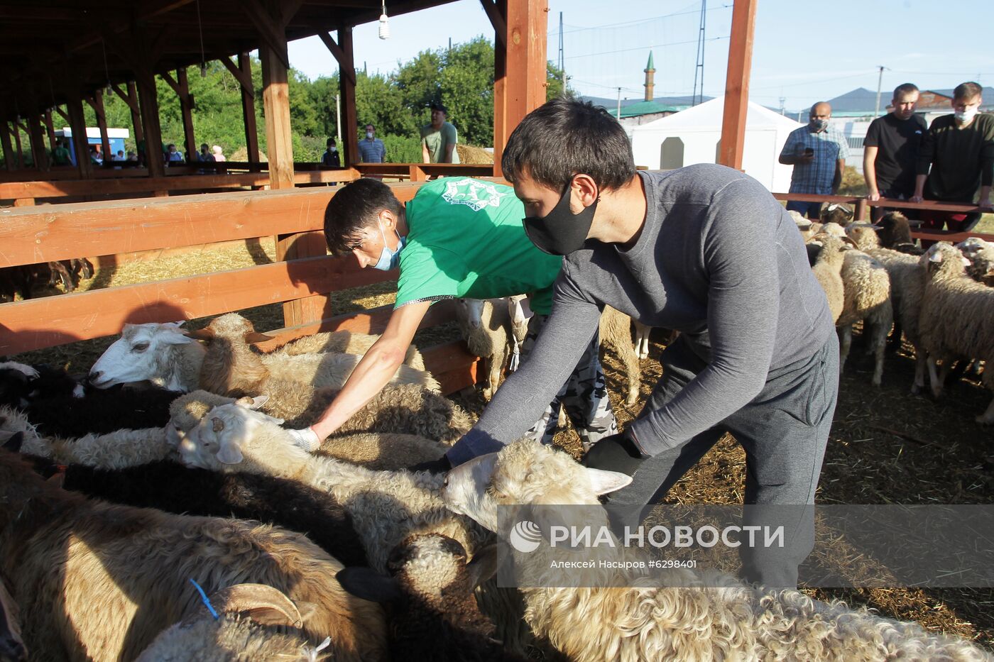 Празднование Курбан-байрама в регионах России