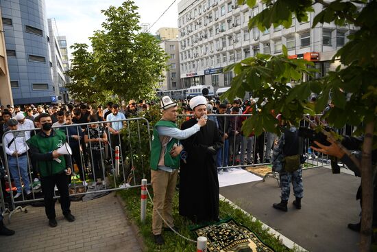 Празднование Курбан-байрама в Москве