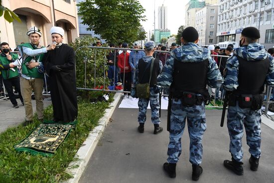 Празднование Курбан-байрама в Москве