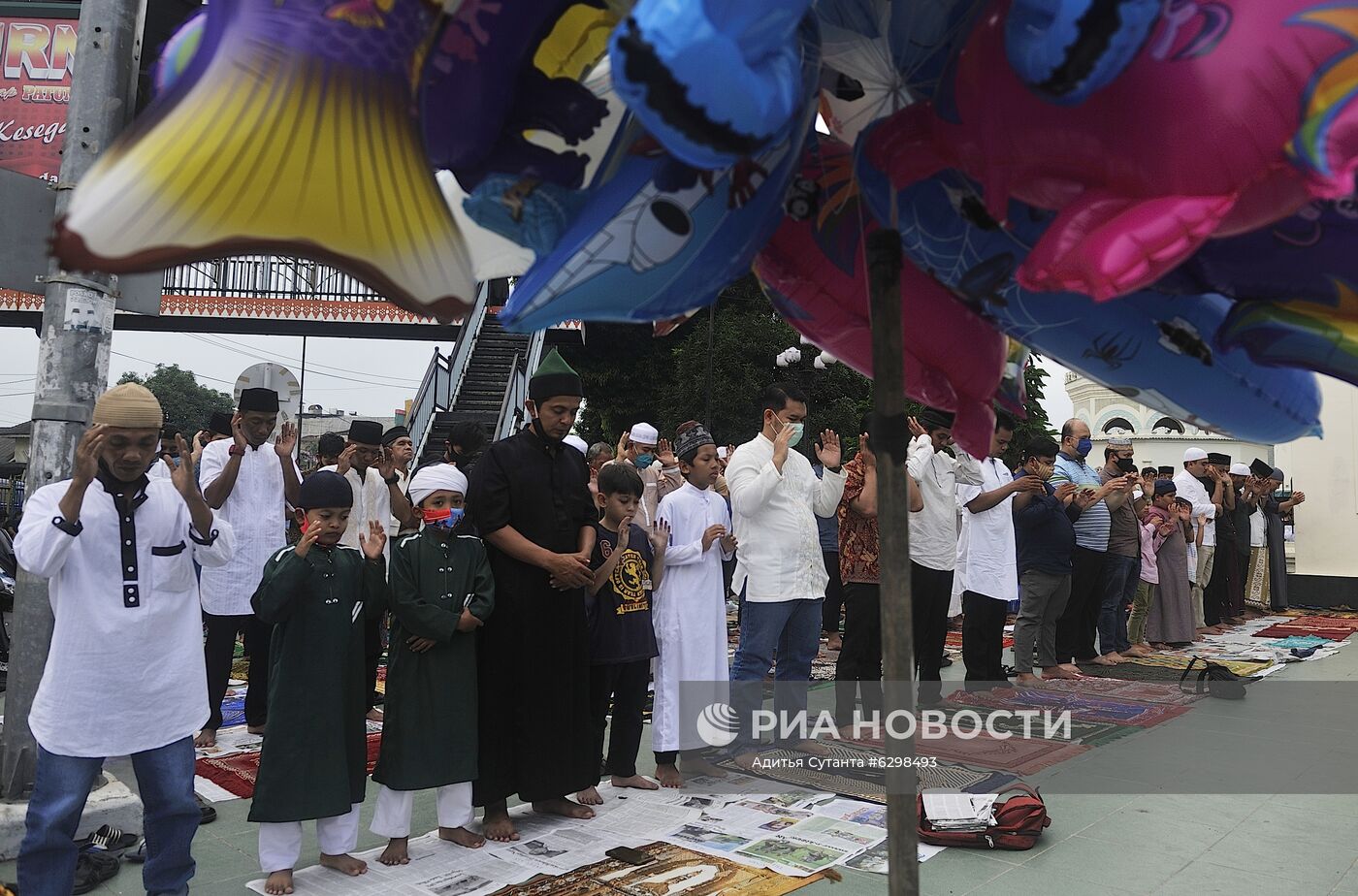 Празднование Курбан-байрама в Индонезии