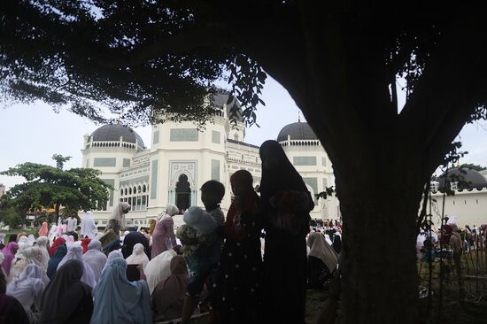 Празднование Курбан-байрама в Индонезии