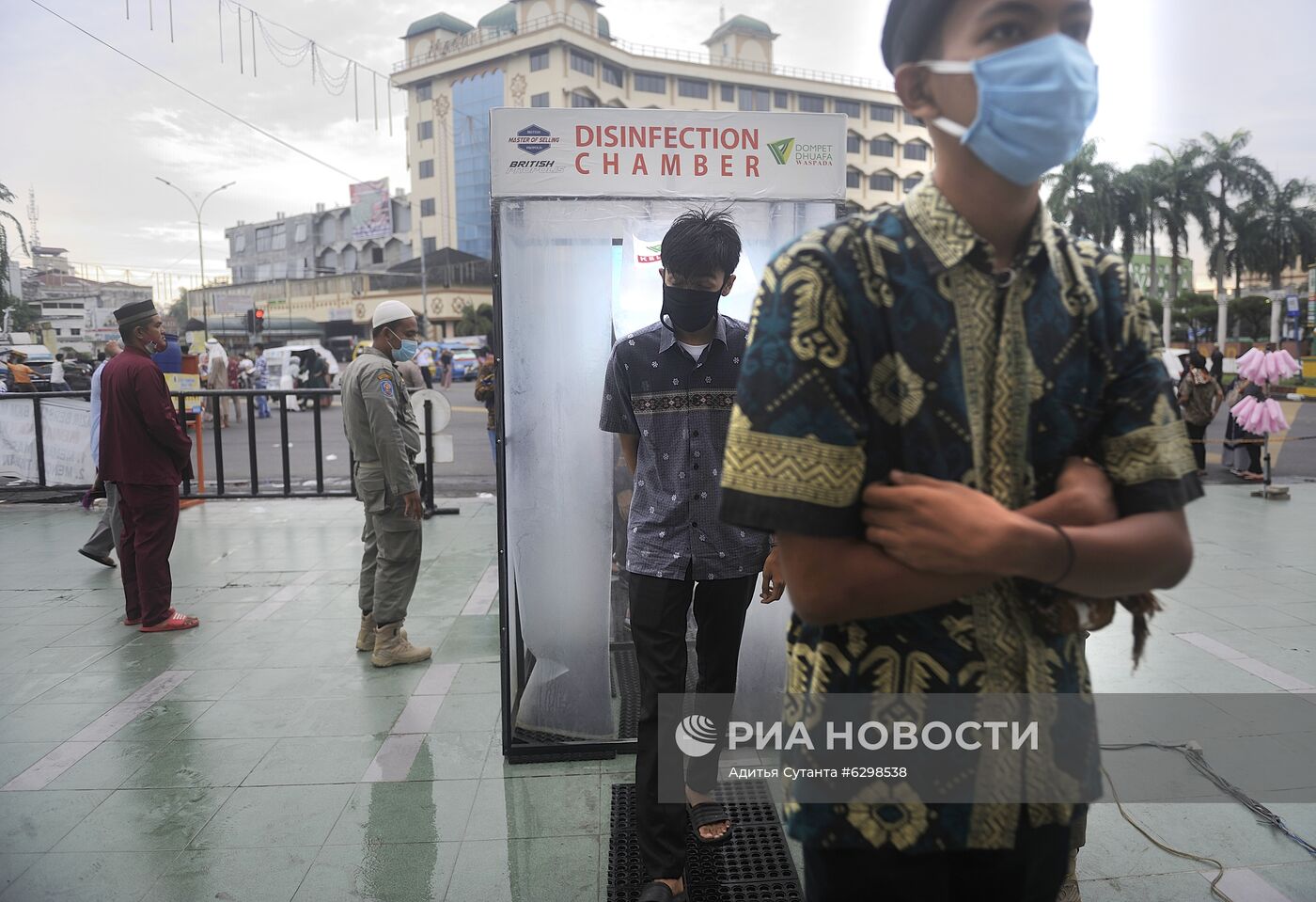 Празднование Курбан-байрама в Индонезии