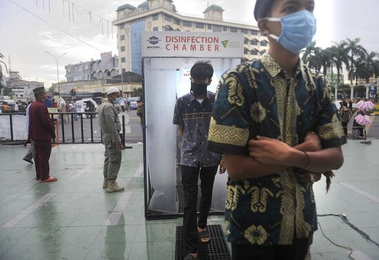 Празднование Курбан-байрама в Индонезии