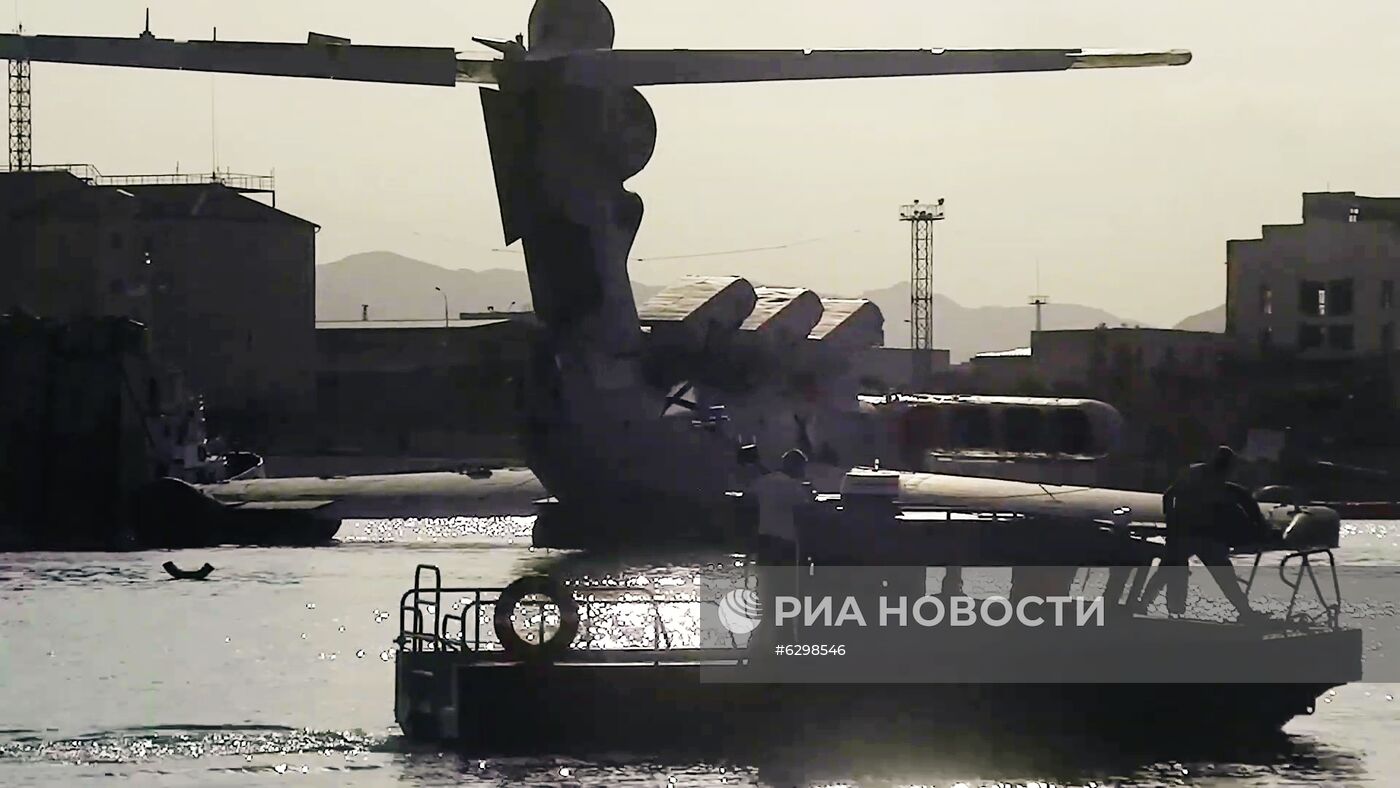 Буксировка ракетного экраноплана "Лунь" в Дербент 