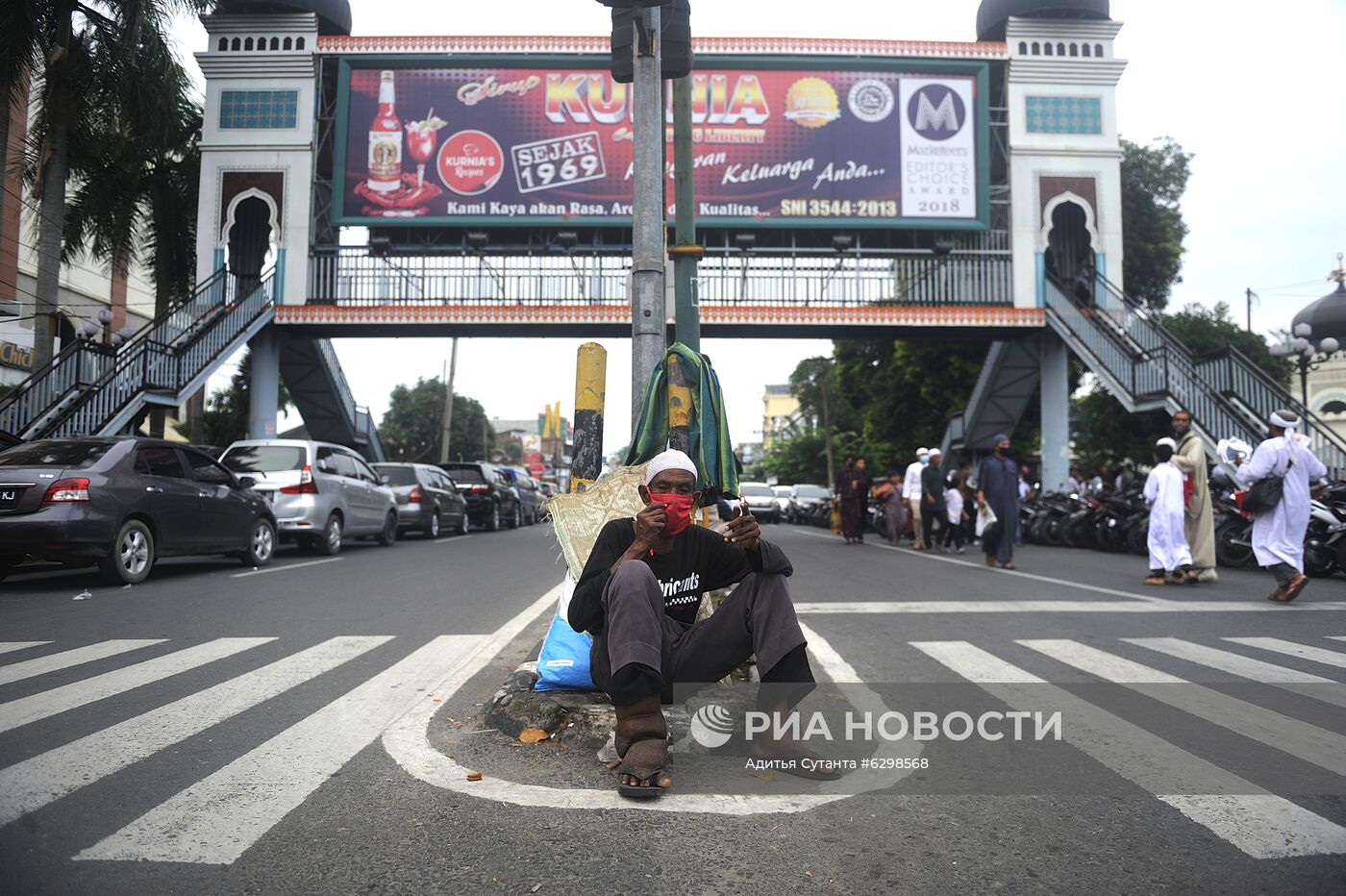 Празднование Курбан-байрама в Индонезии