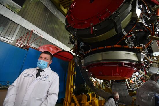 Подготовка к отправке модуля "Наука" на космодром Байконур