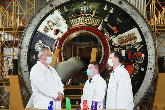 Подготовка к отправке модуля "Наука" на космодром Байконур