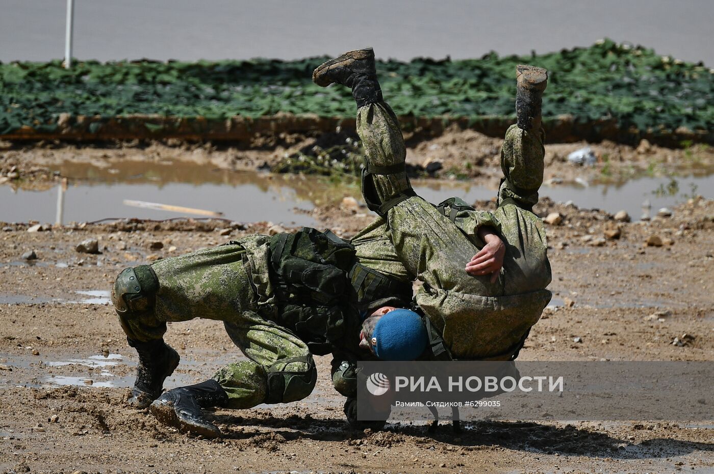 Военно-спортивный праздник в честь Дня ВДВ