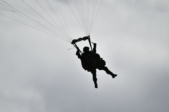 Военно-спортивный праздник в честь Дня ВДВ