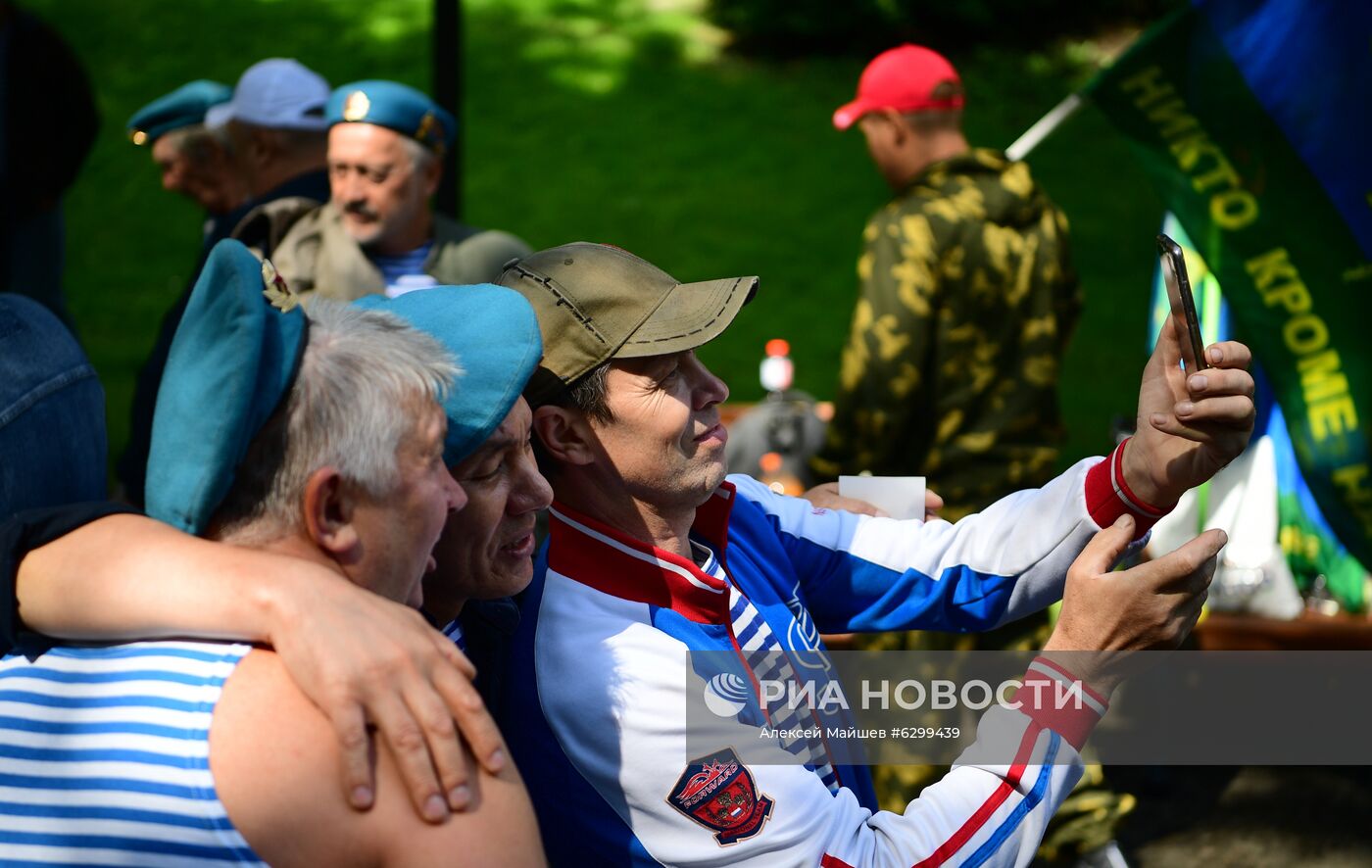 Празднование Дня ВДВ в Москве