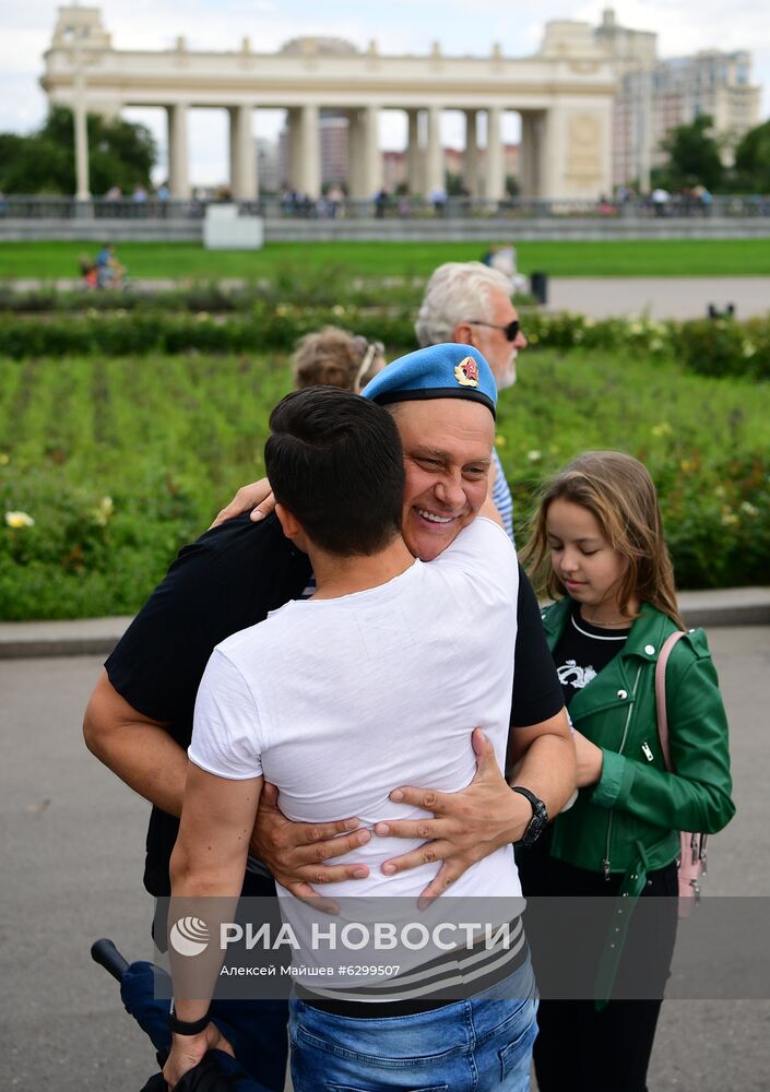Празднование Дня ВДВ в Москве