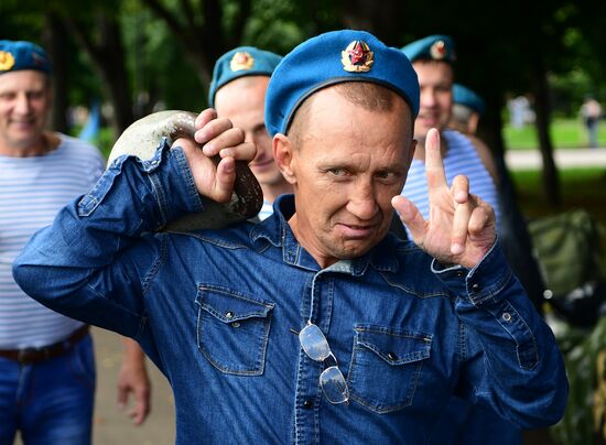 Празднование Дня ВДВ в Москве