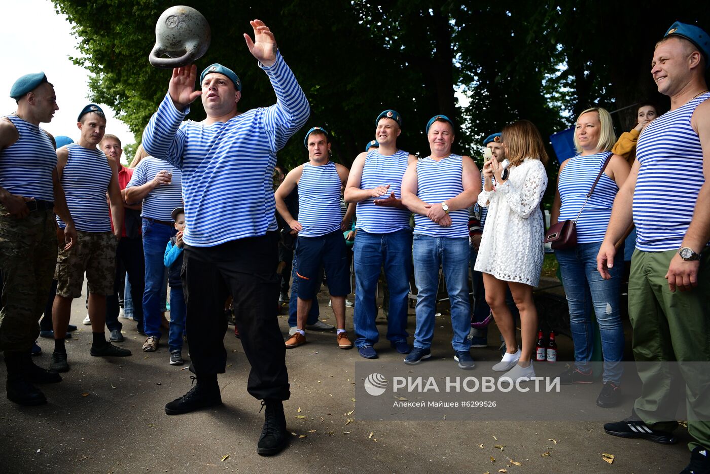 Празднование Дня ВДВ в Москве