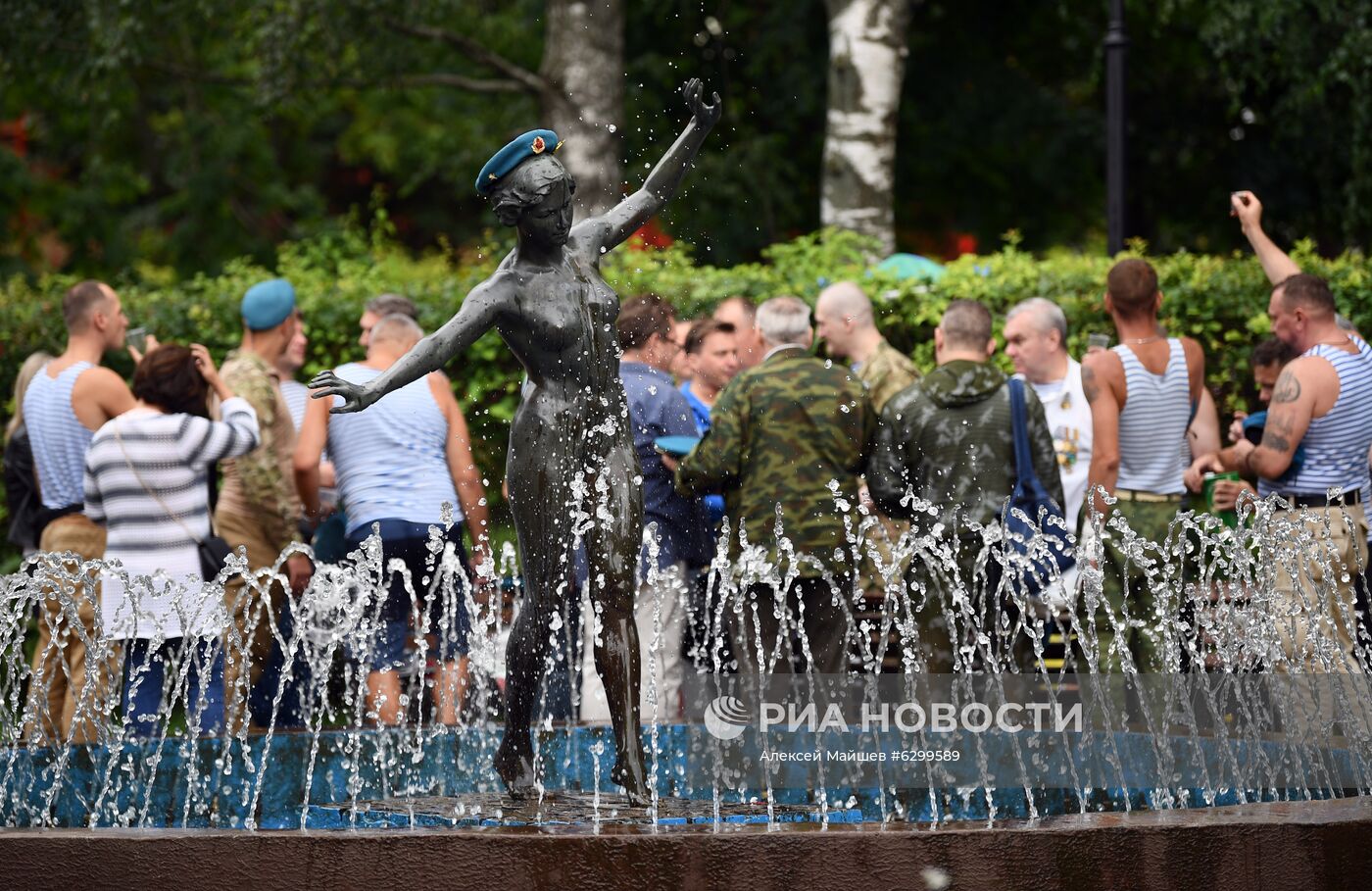 Празднование Дня ВДВ в Москве