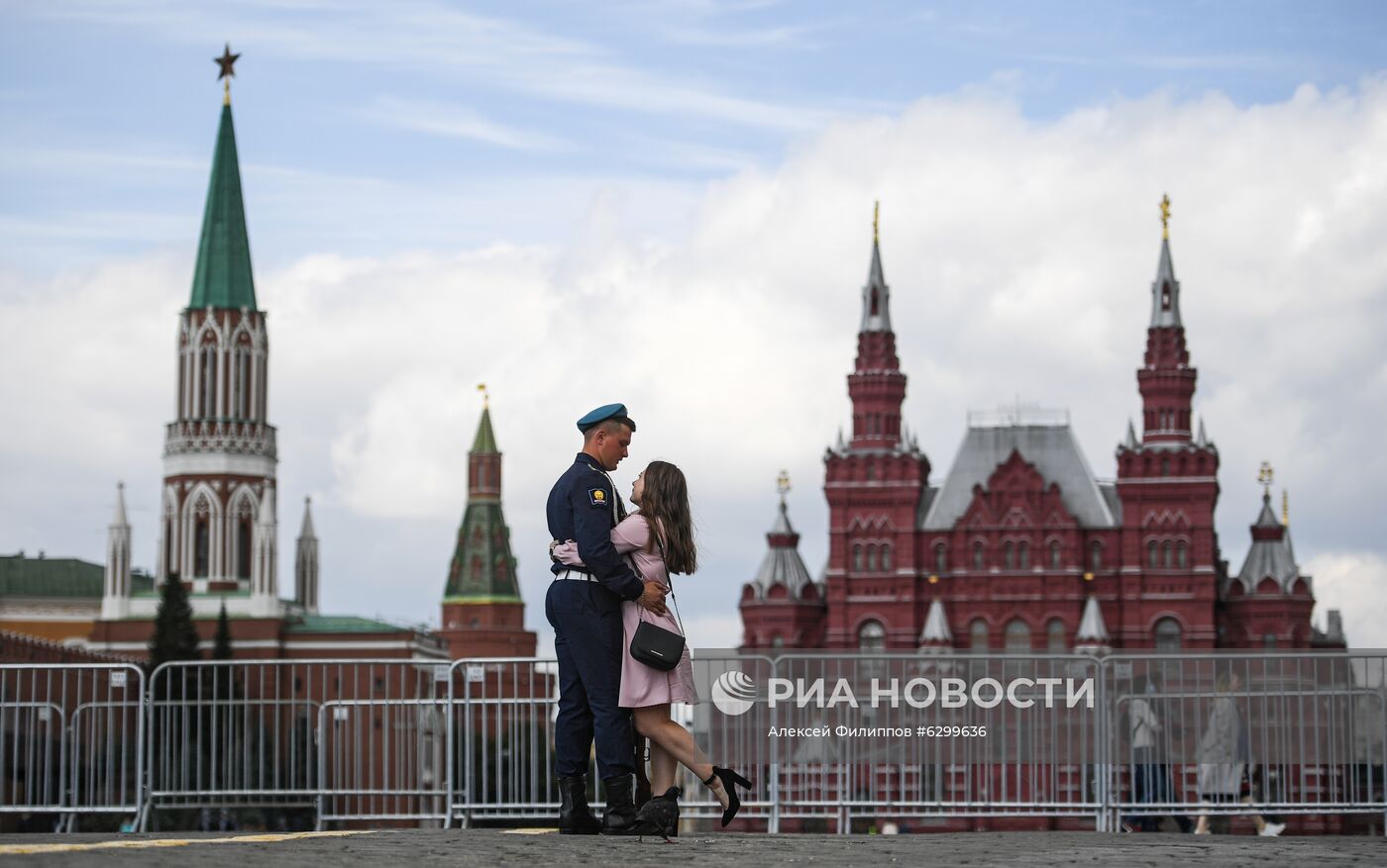 Празднование Дня ВДВ в Москве
