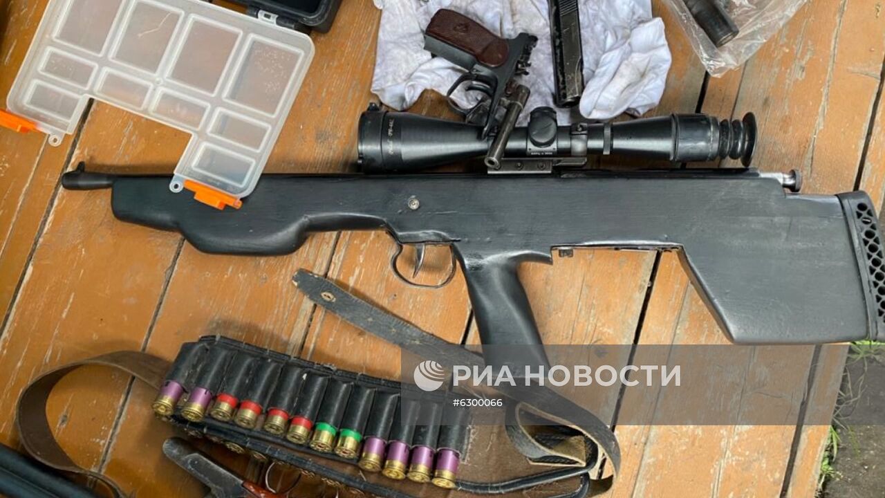 ФСБ РФ пресекла деятельность преступной группы, причастной к незаконному обороту оружия 