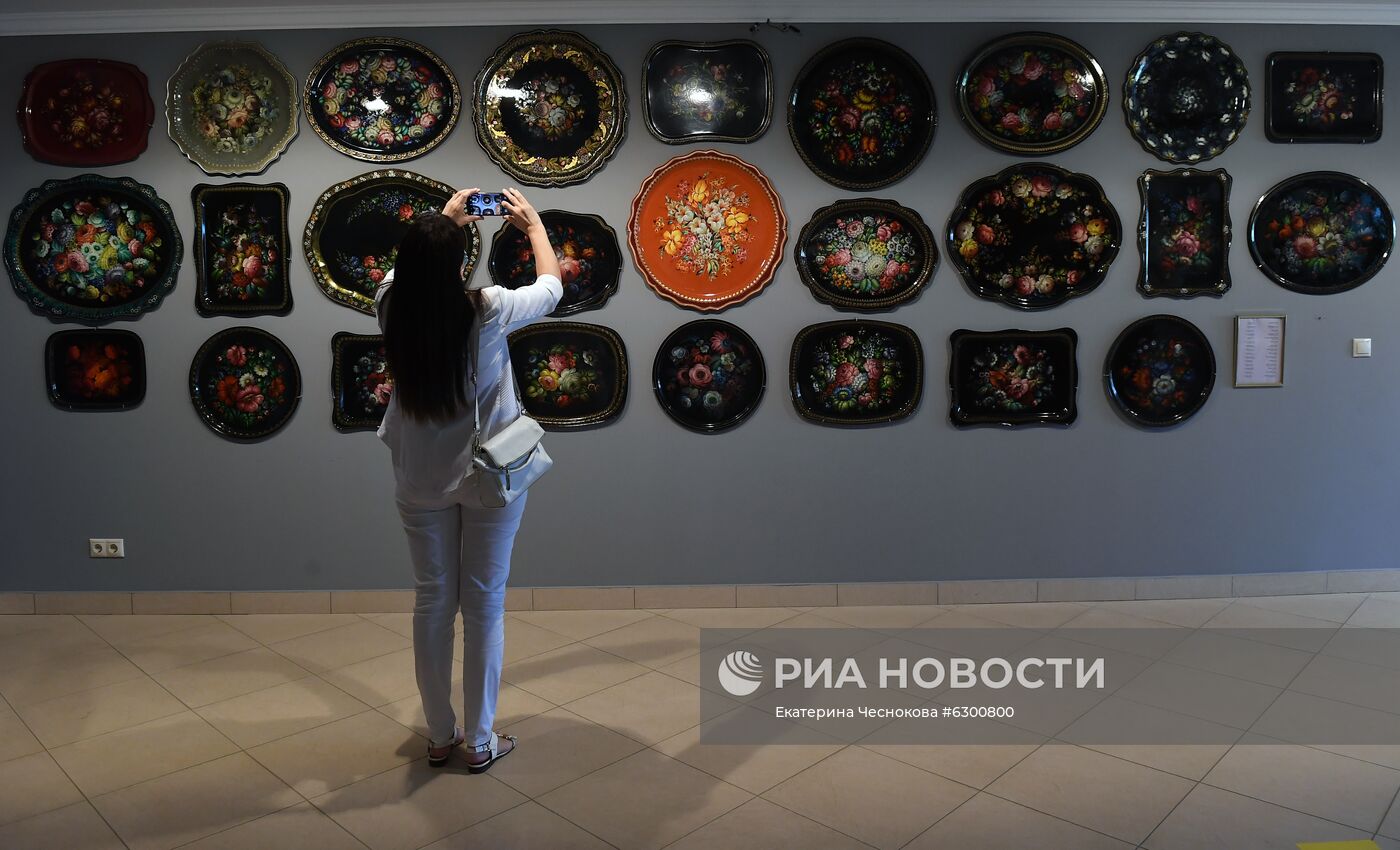 Жостовская фабрика декоративной росписи