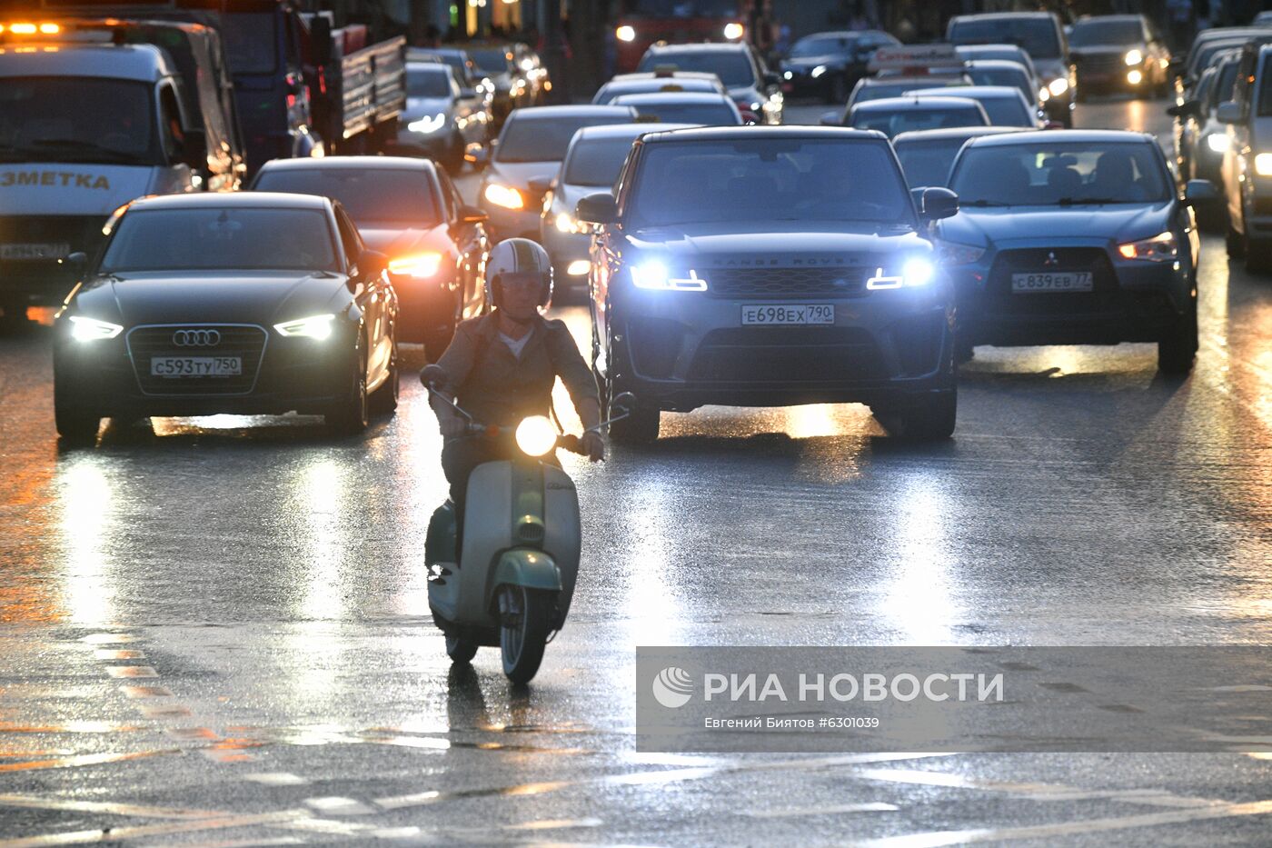 На Тверской улице завершились работы по укладке асфальта